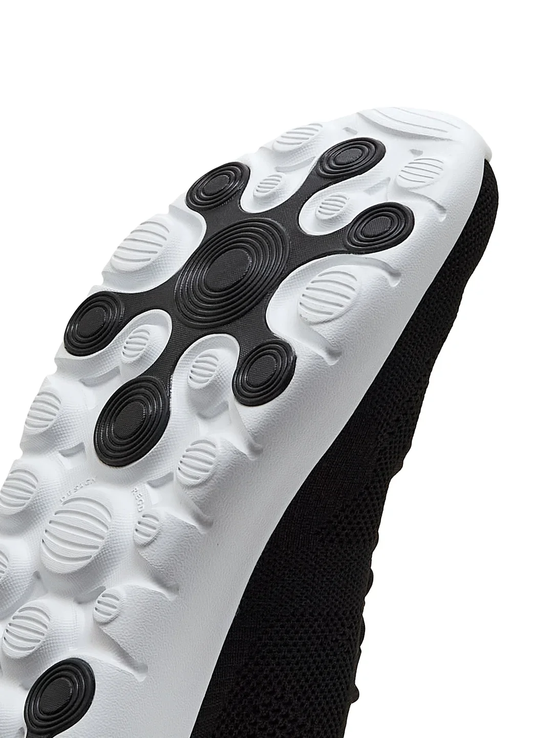 ADEL Black Men's Walking Shoes - Image 4