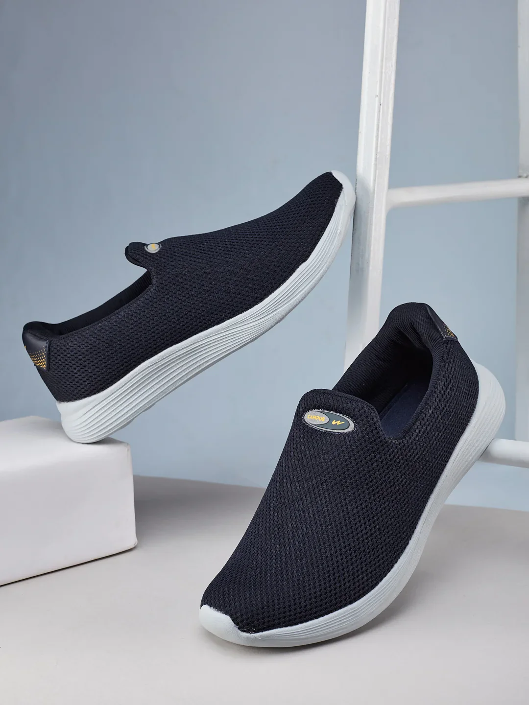 COCO Navy Men's Walking Shoes