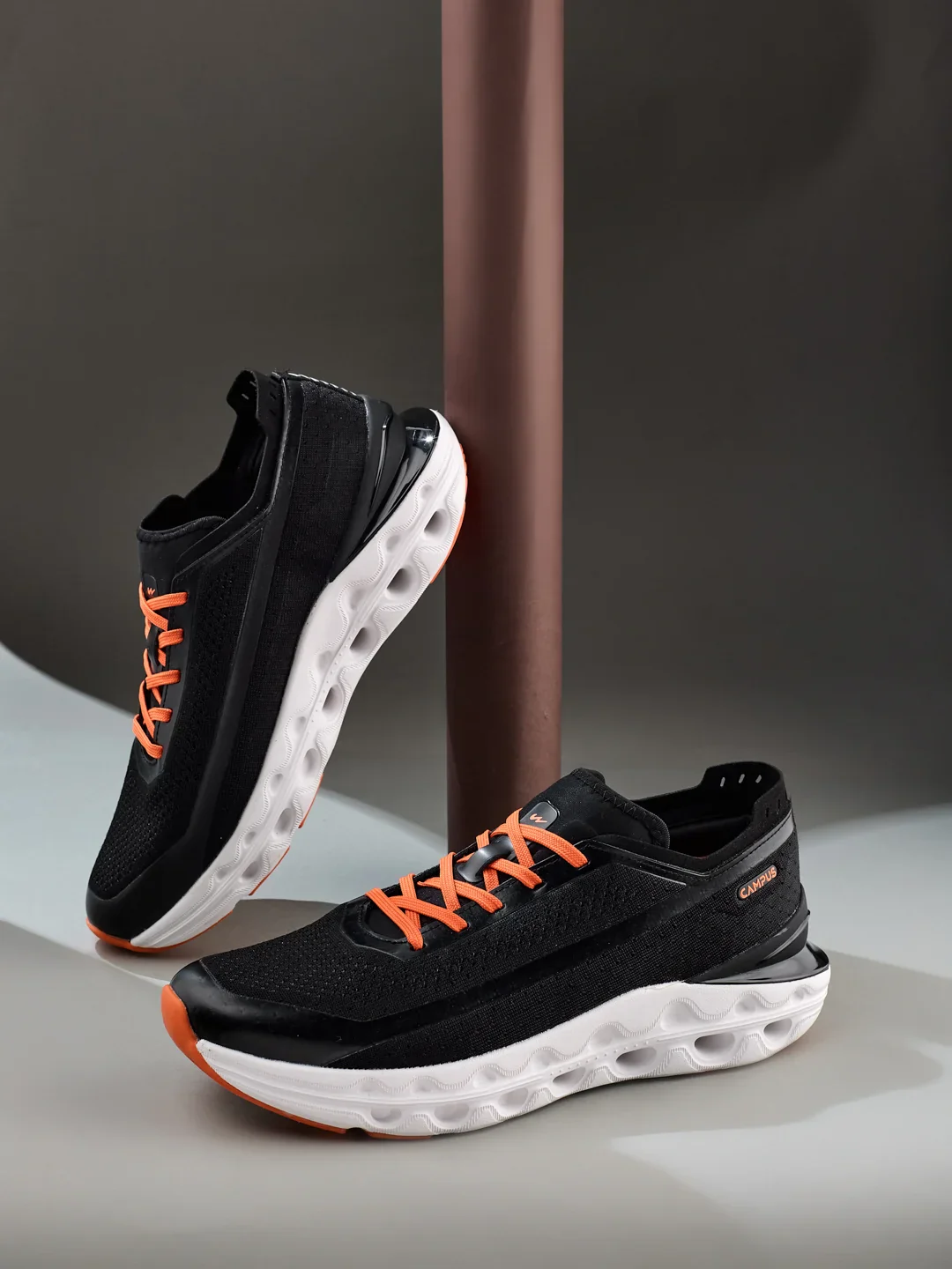 COIL PRO Black Men's Running Shoes