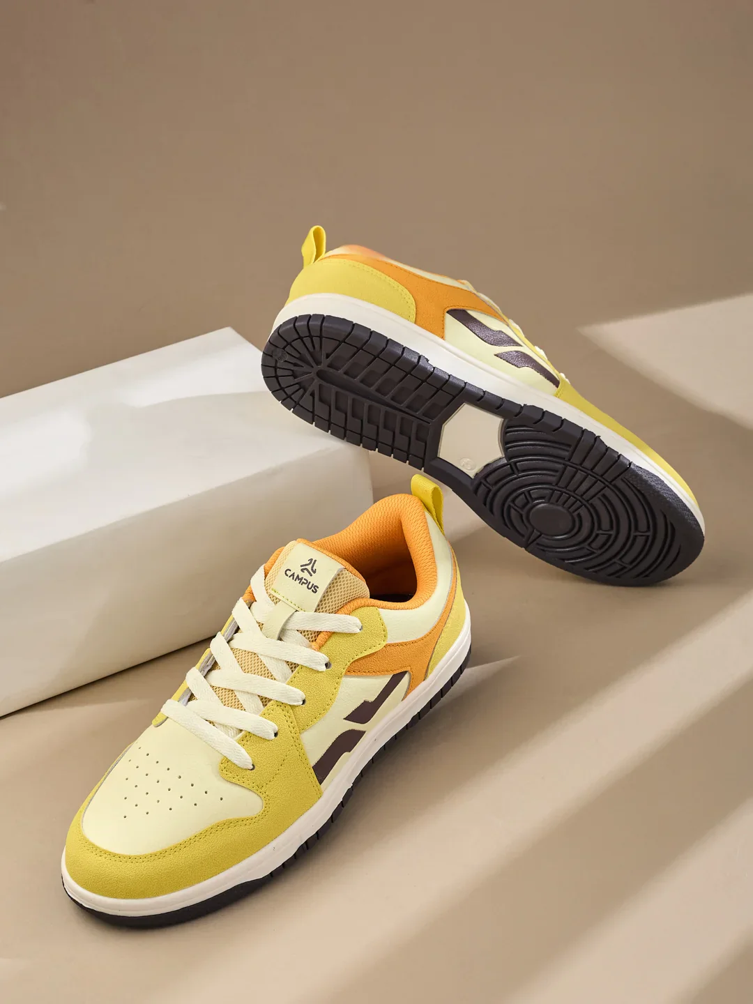 CRUVO Yellow Men's Sneakers