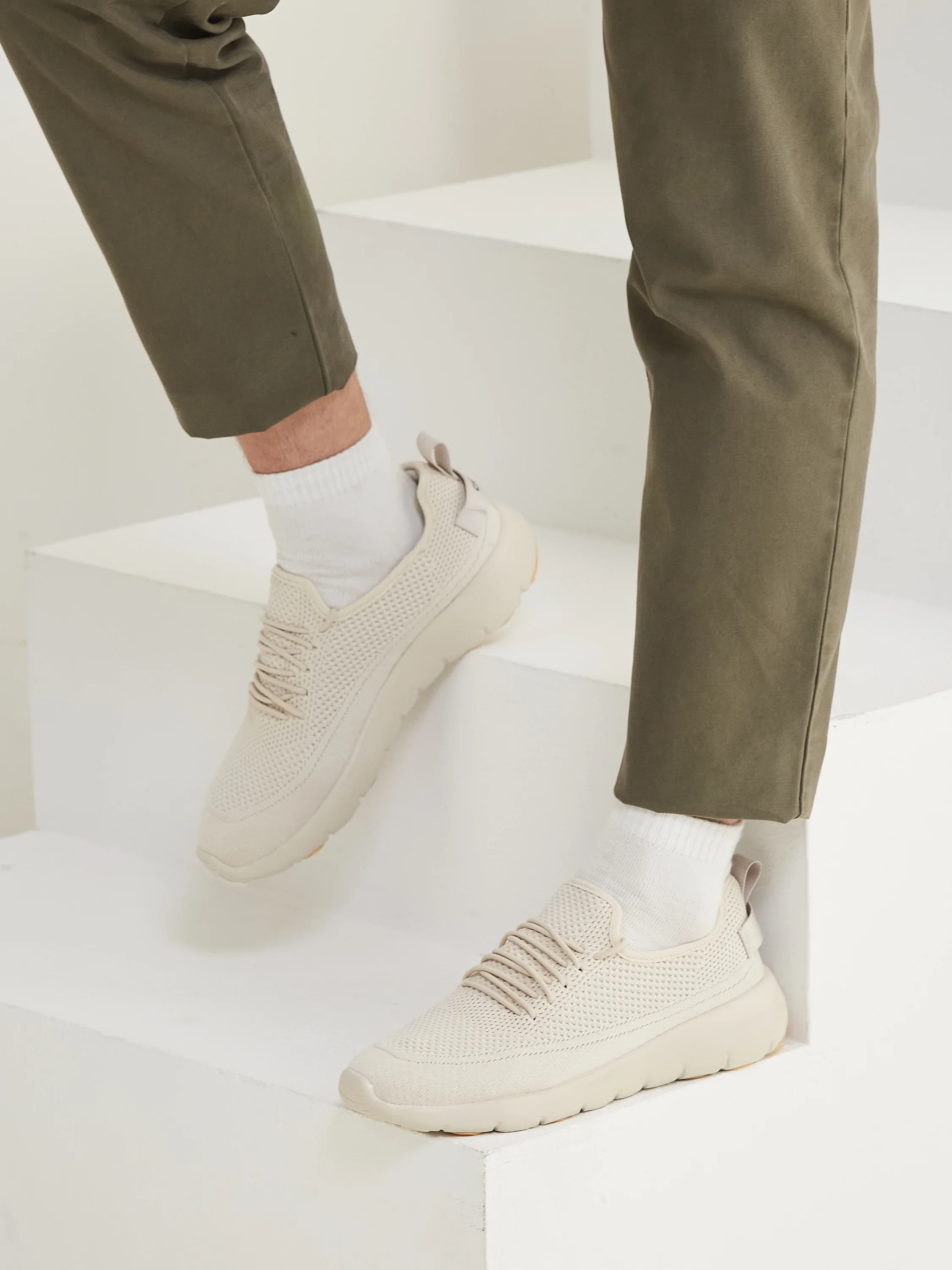 EMERGE Beige Men's Walking Shoes - Image 9