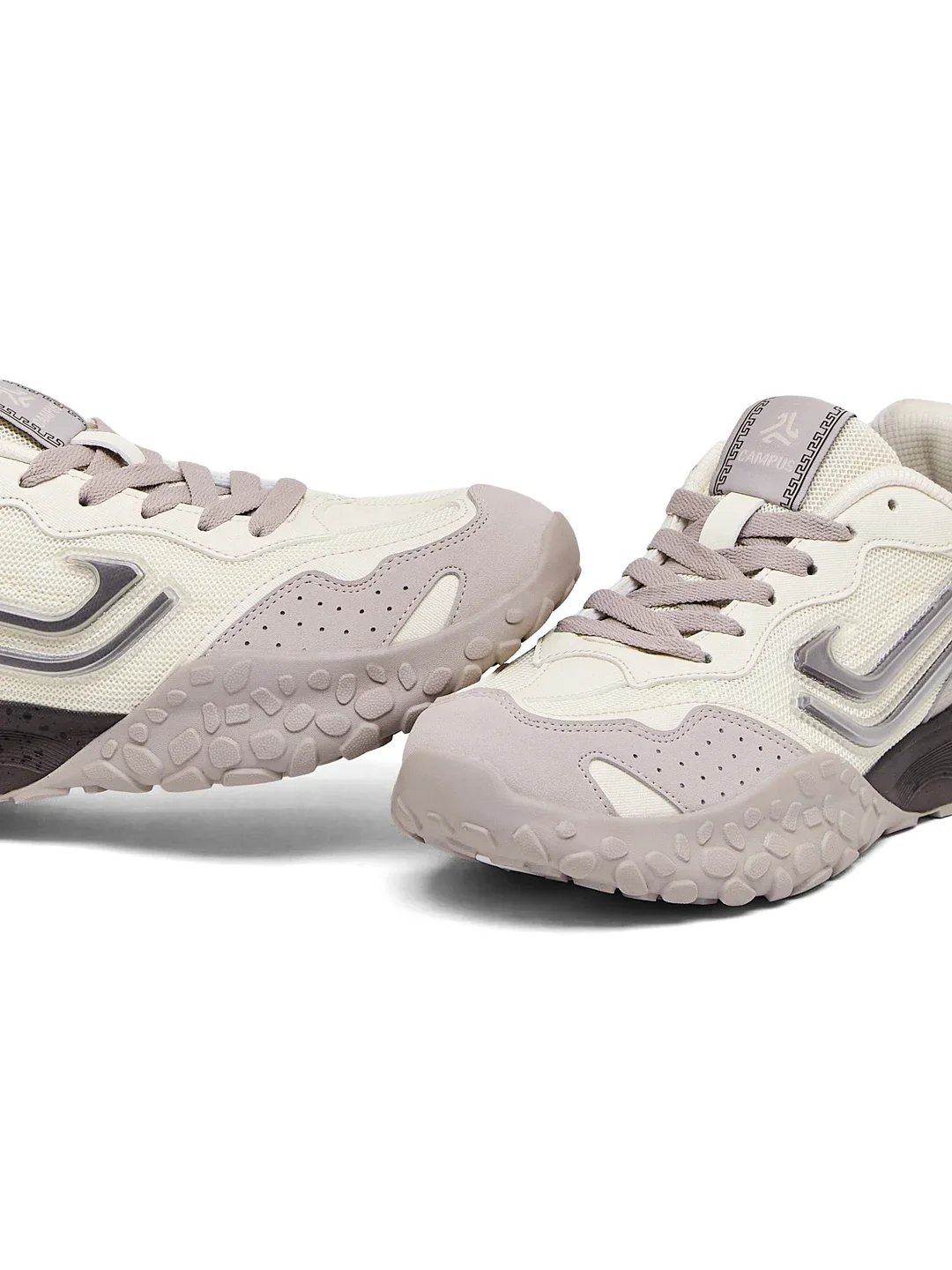 EMINET Off White Men's Sneakers - Image 7