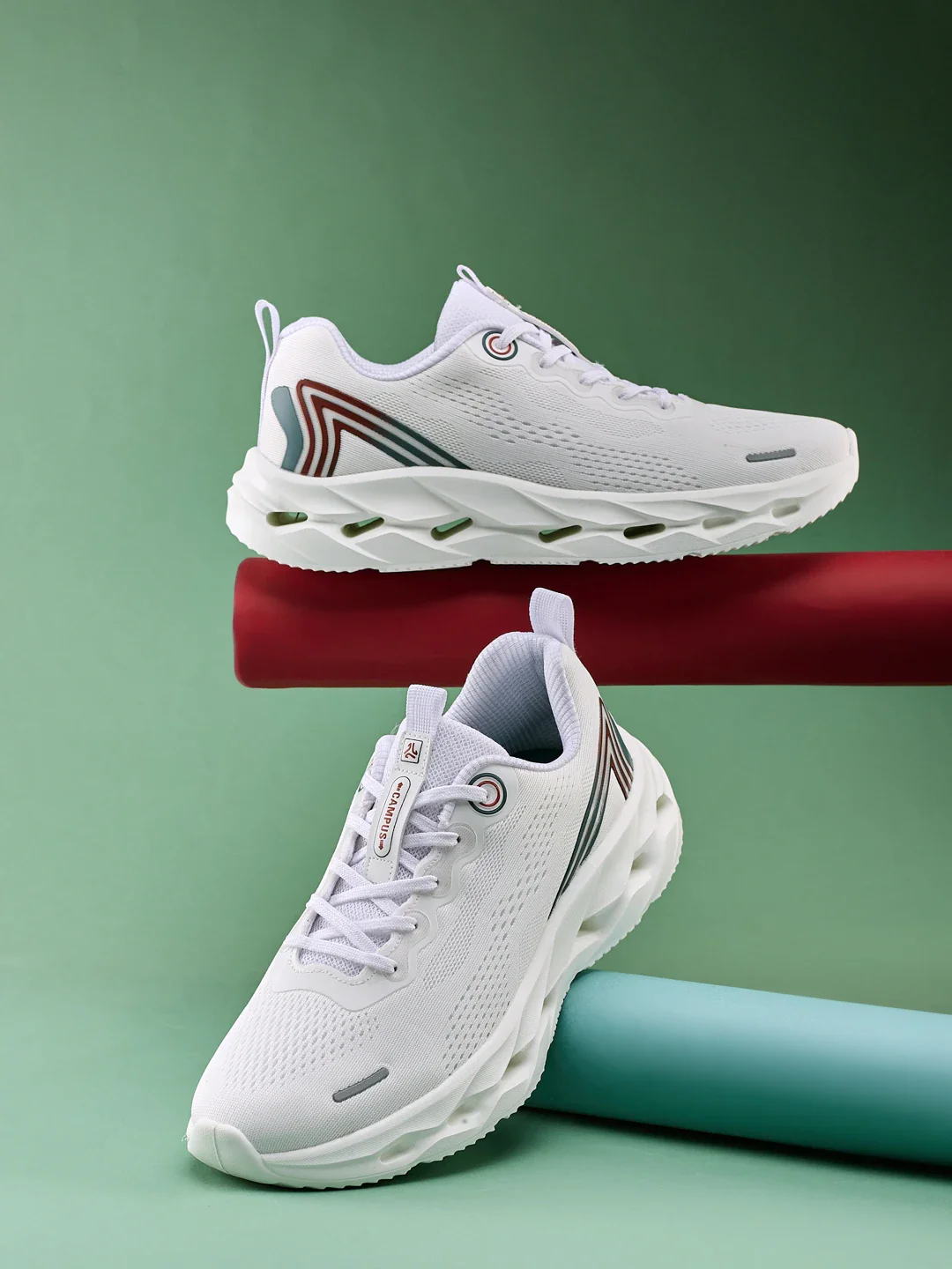 FLASK White Men's Running Shoes