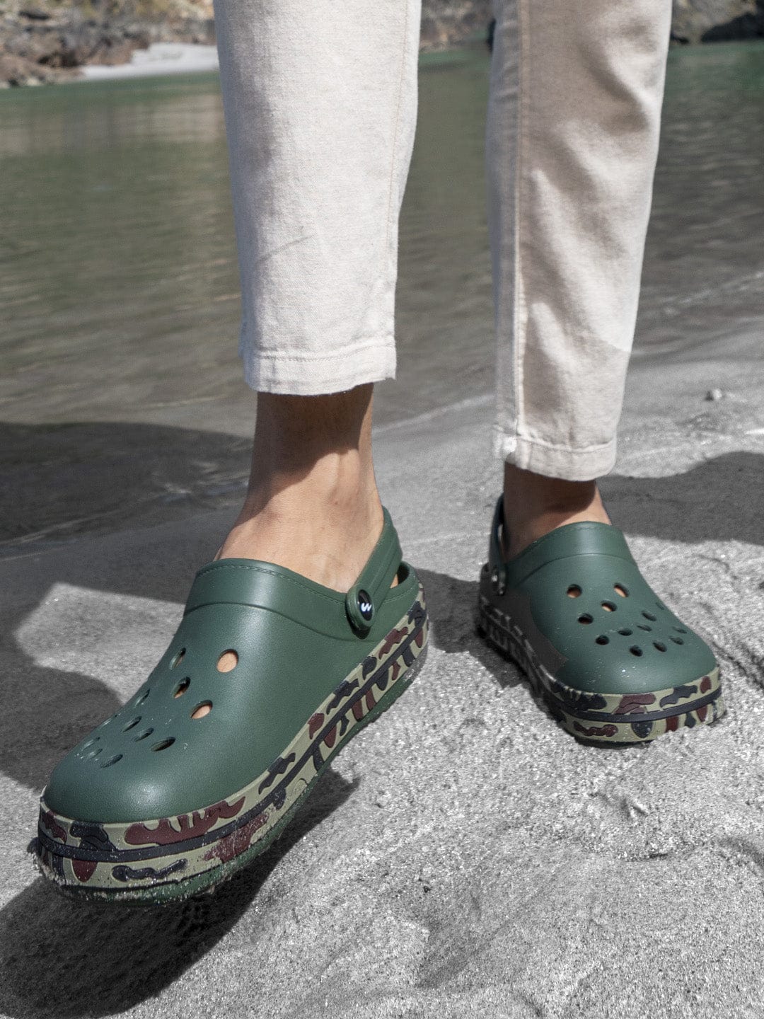 GC-4001 Olive Men's Clogs - Image 5