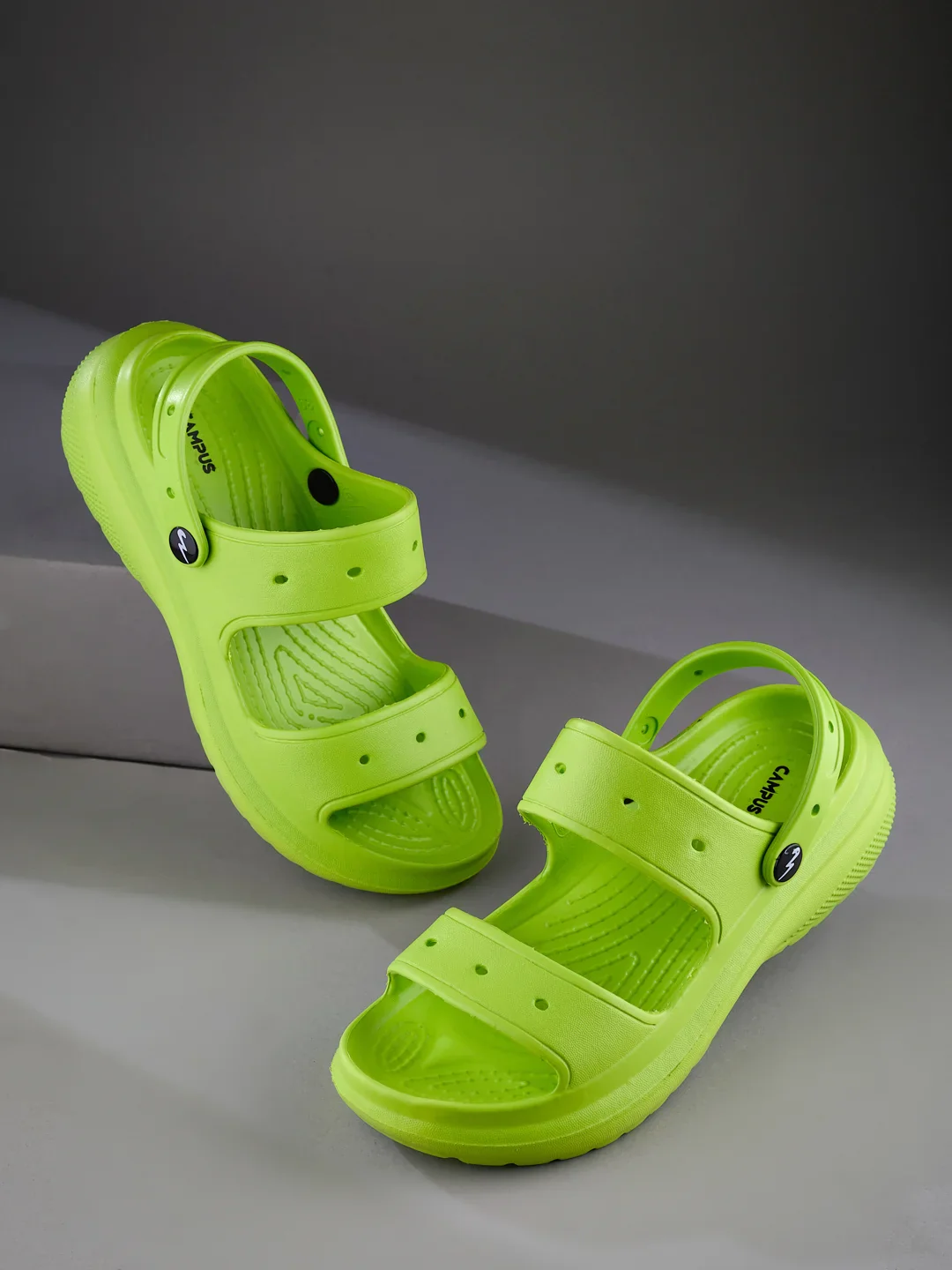 GCW-7002 Green Women's Clogs - Image 7