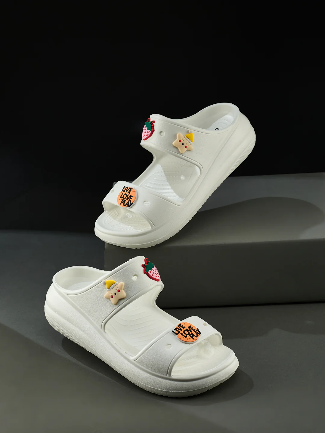 GCW-7004 White Women's Clogs - Image 7