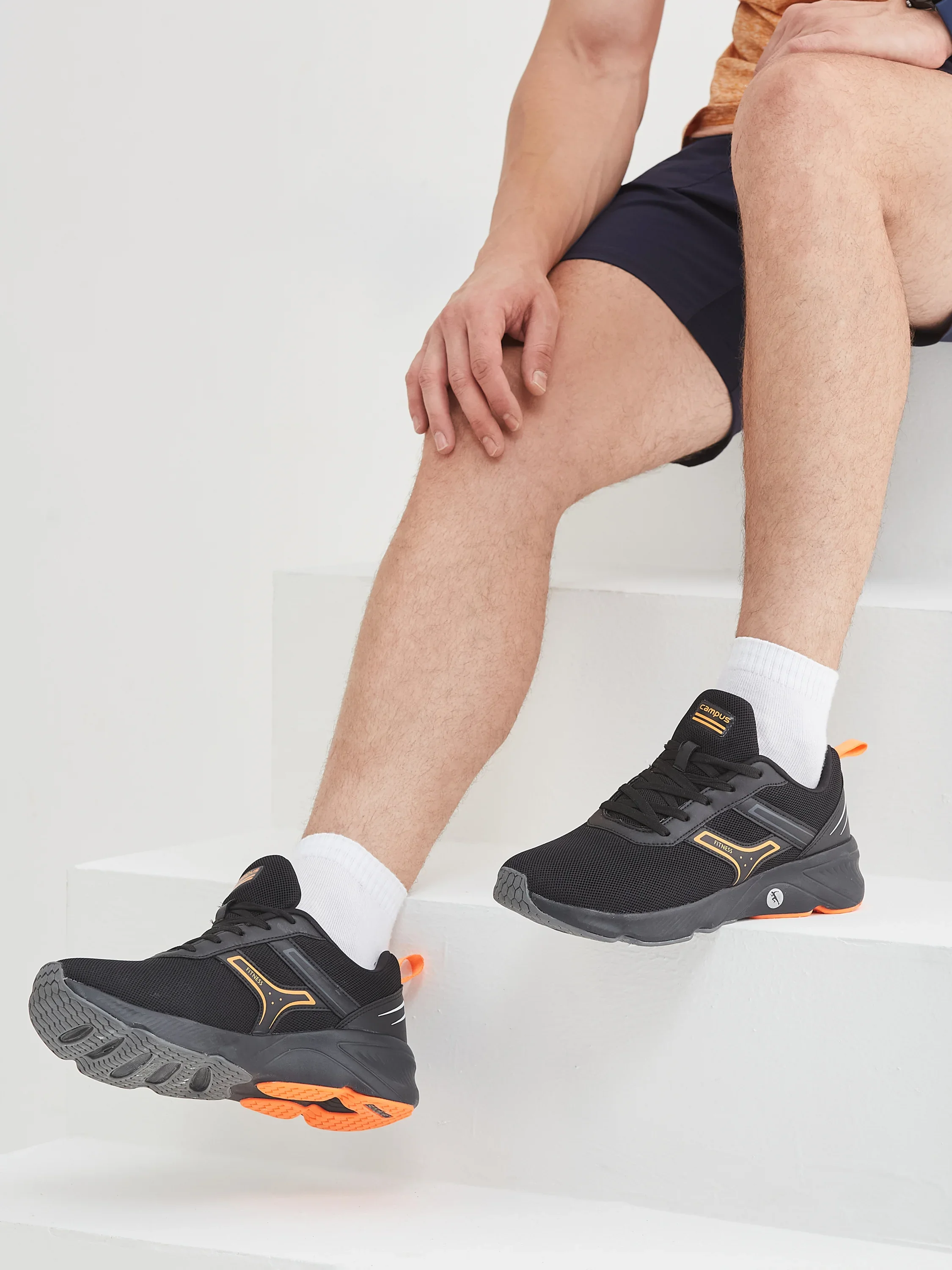 HURRICANE Black Men's Running Shoes - Image 8
