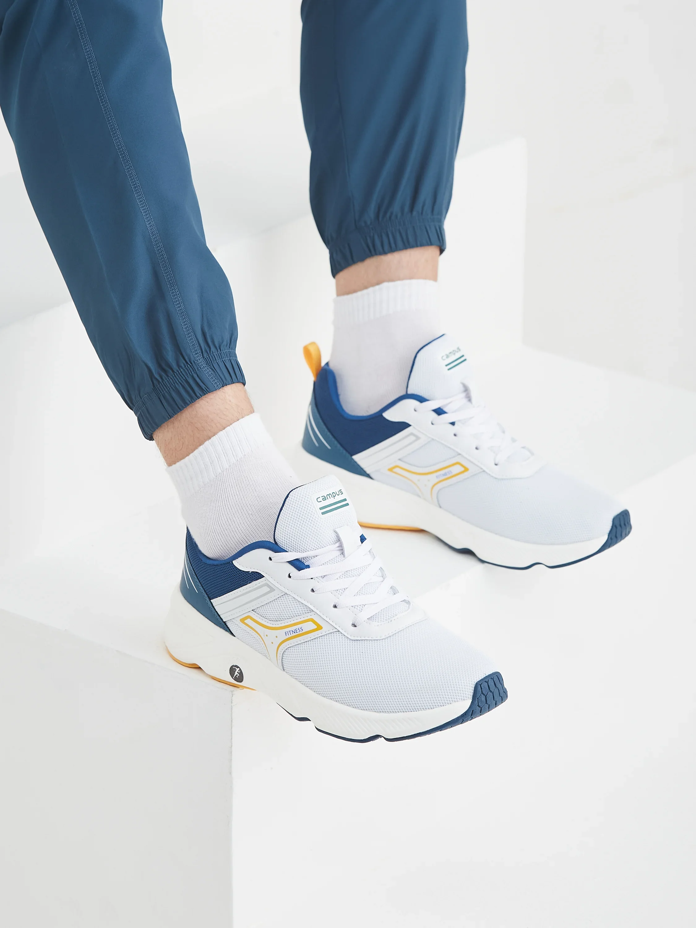 HURRICANE White Men's Running Shoes - Image 8