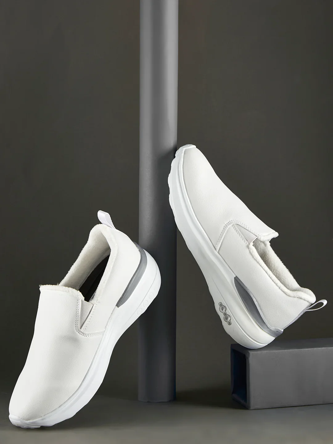 IVORY White Men's Walking Shoes