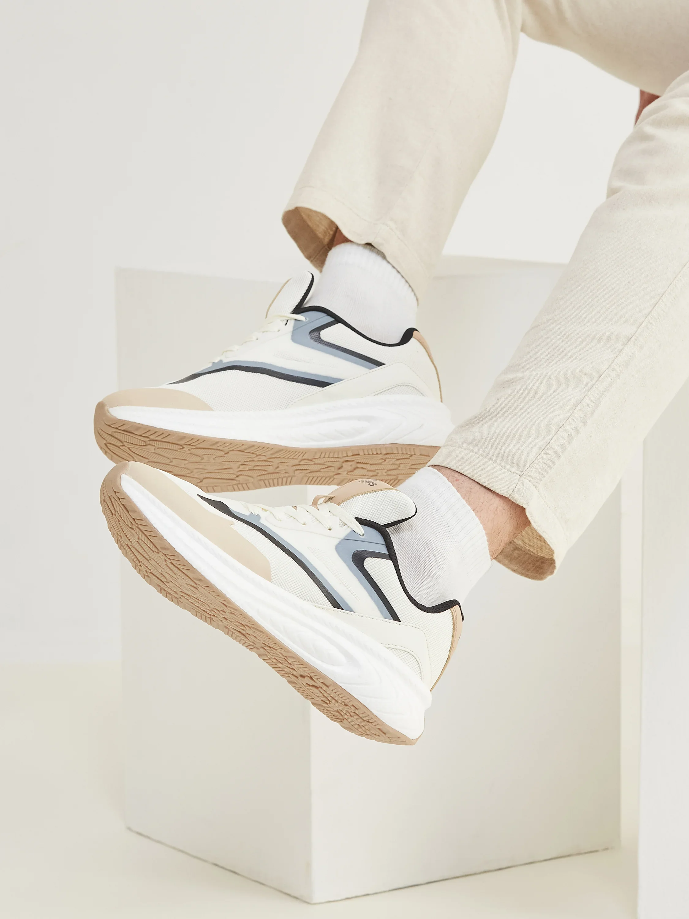 JIVE Off White Men's Running Shoes - Image 8