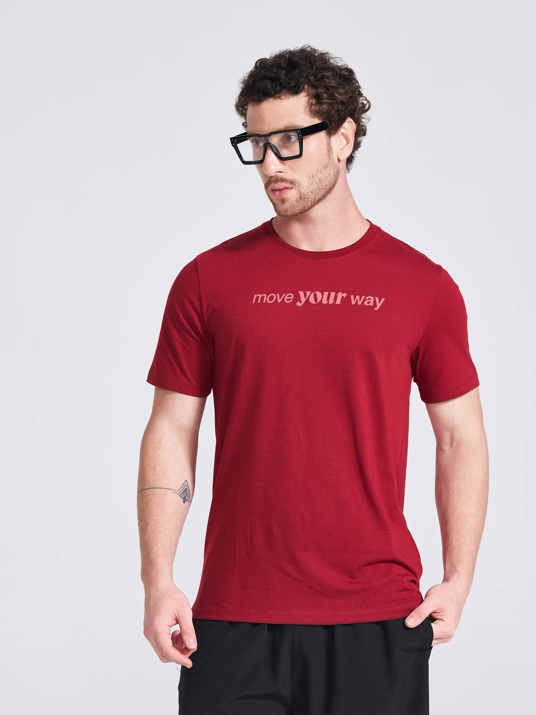 Men's Burgundy Printed Round Neck T-Shirt