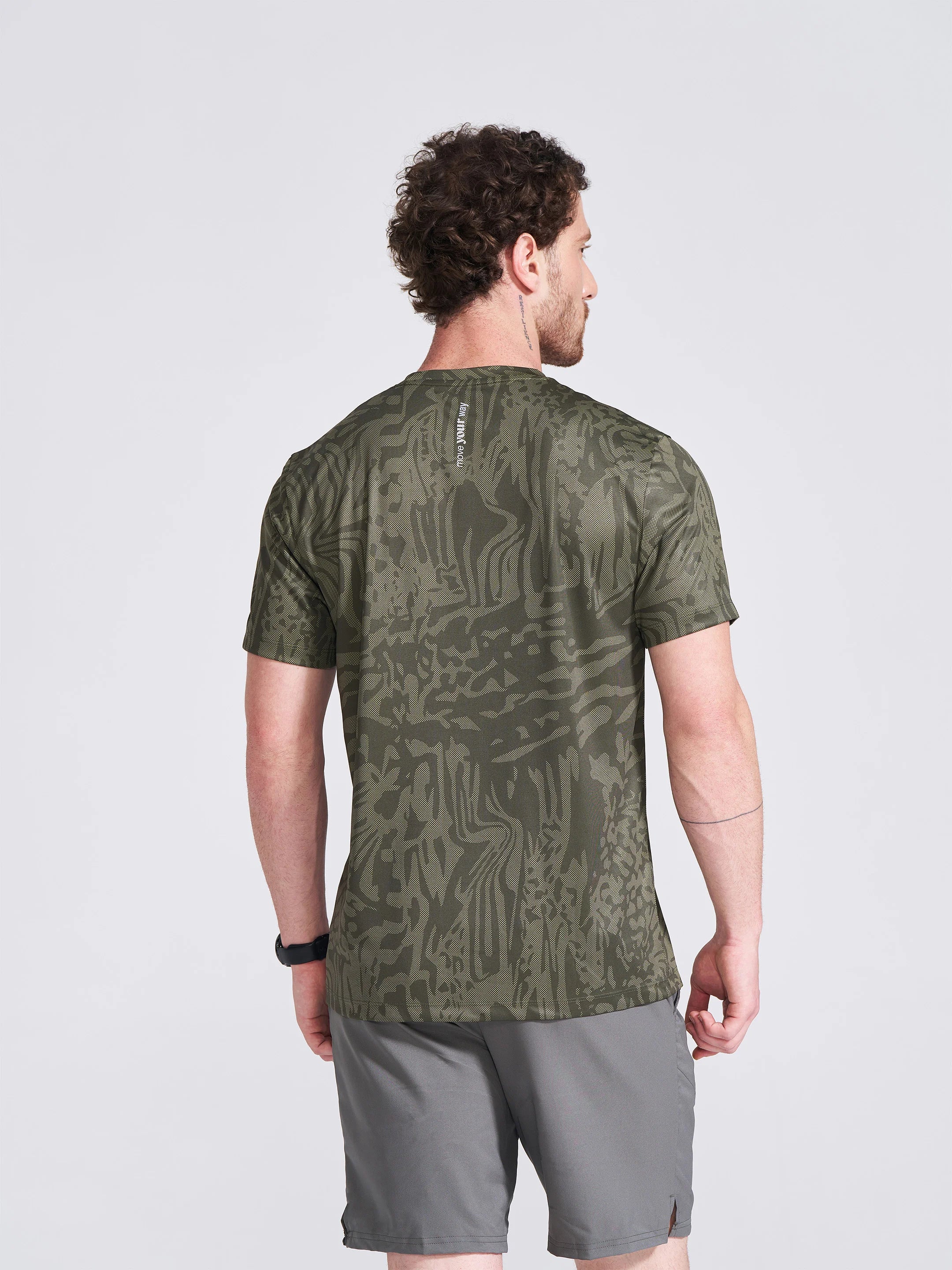 Men's Olive Printed Round Neck T-Shirt - Image 5
