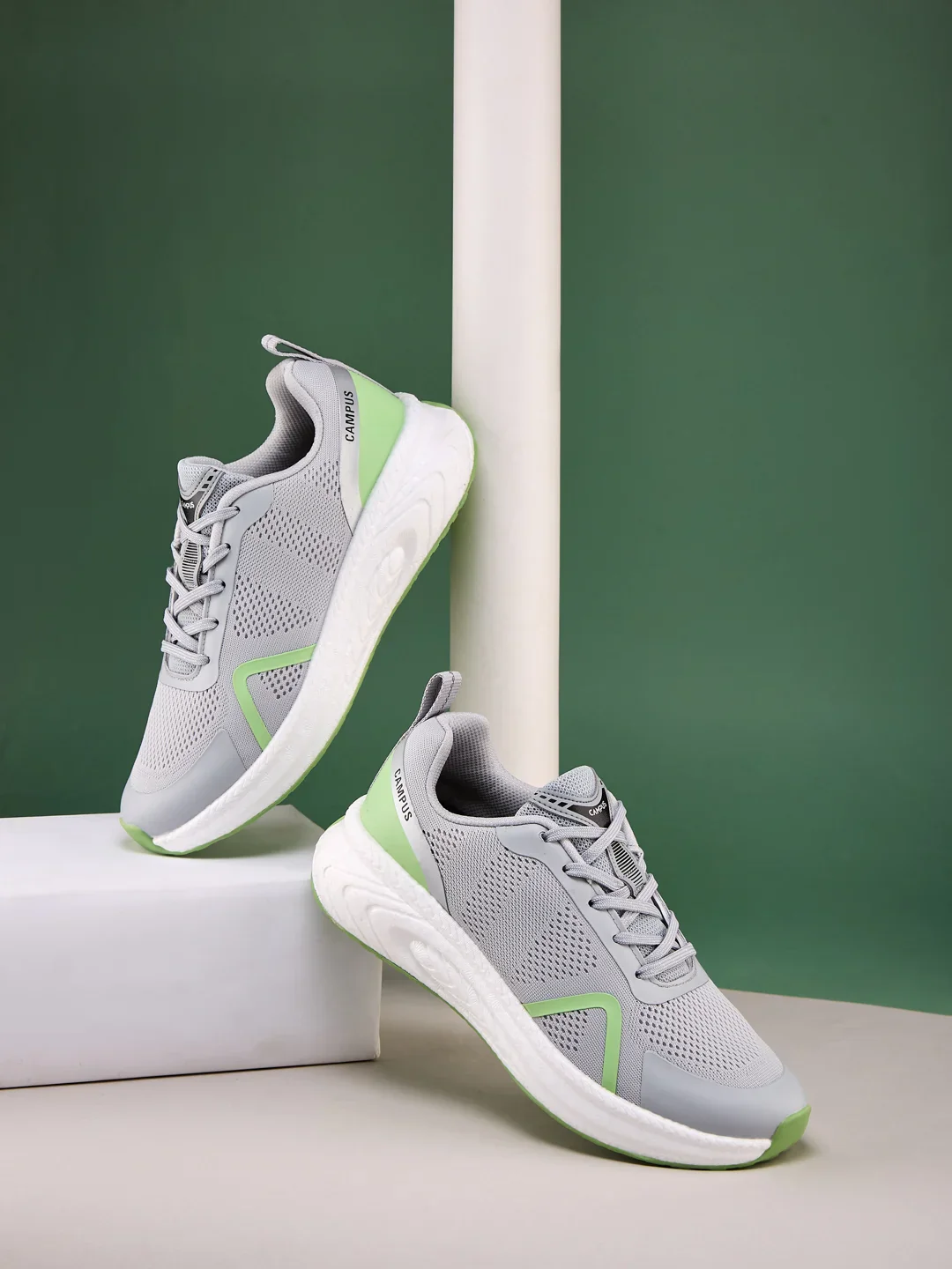 MOTIVE Grey Men's Running Shoes