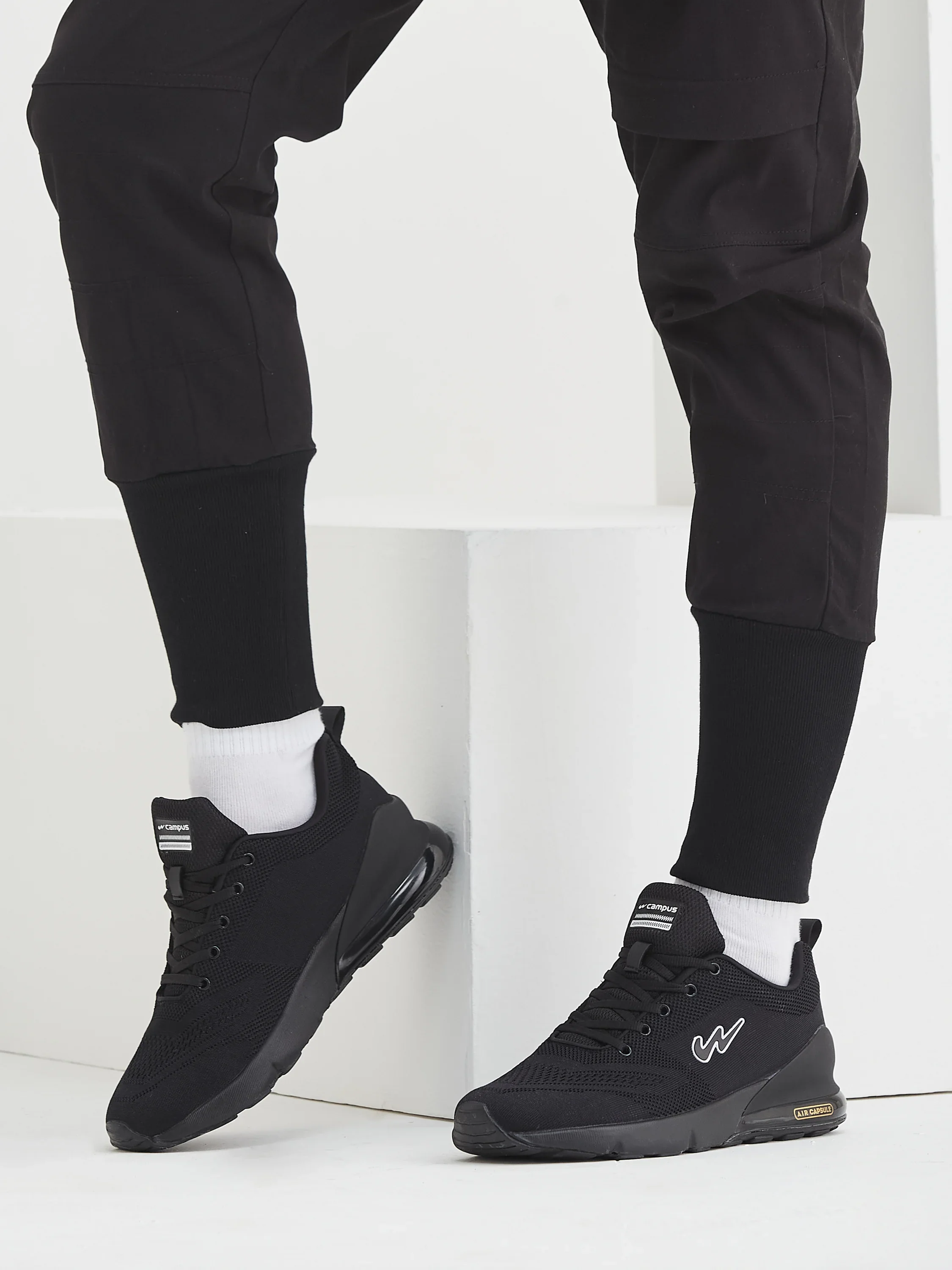 NORTH PLUS Black Men's Running Shoes - Image 8
