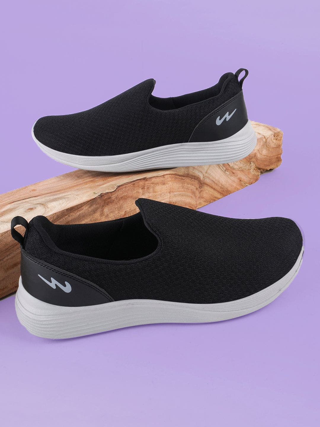 SHUTTLE Black Men's Walking Shoes - Image 5