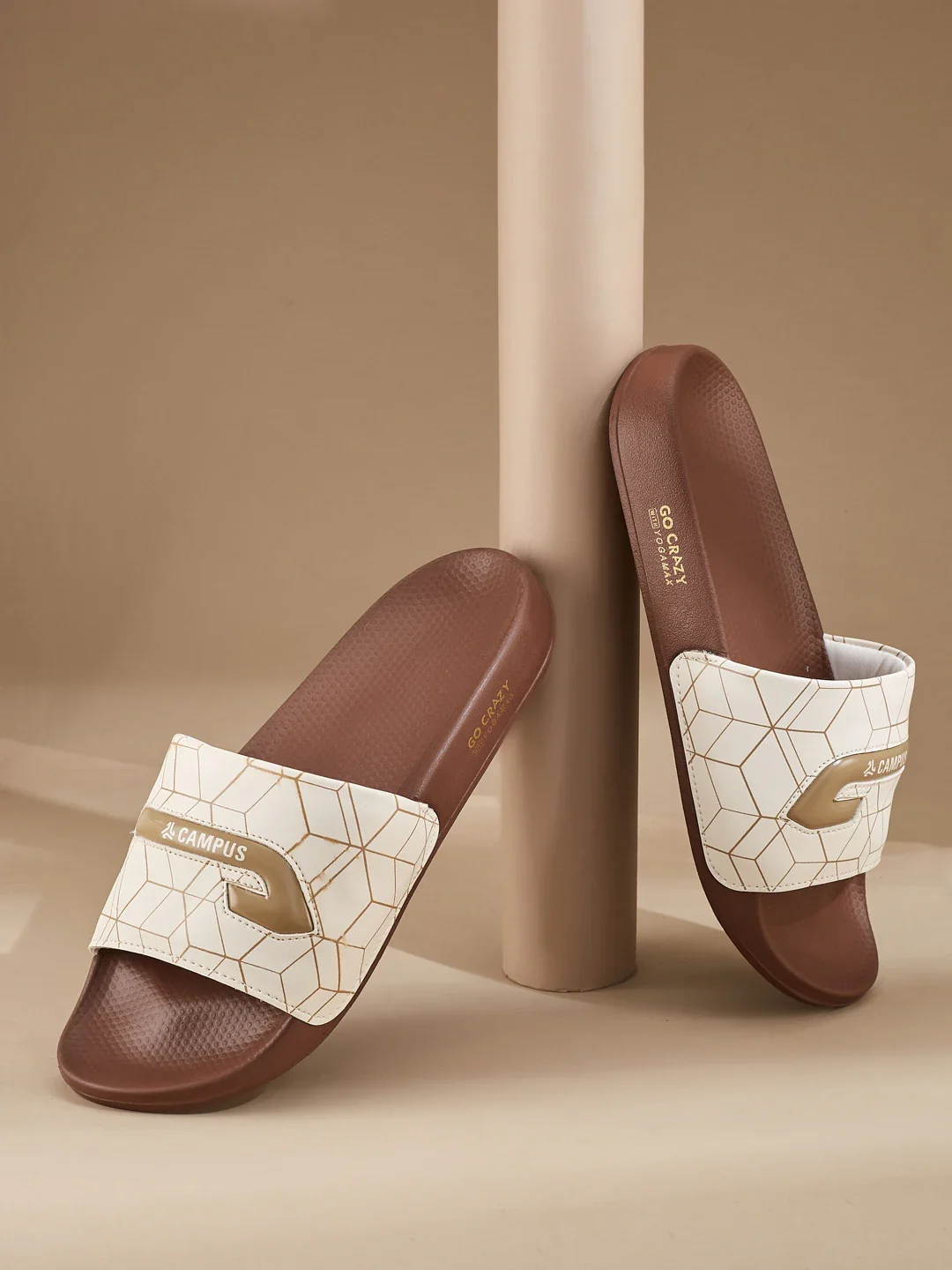 SL-477 White Men's Slides