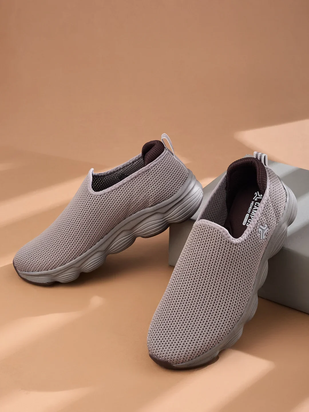 STRIVE Brown Men's Walking Shoes