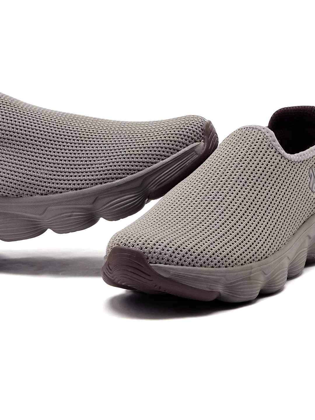 STRIVE Brown Men's Walking Shoes - Image 7