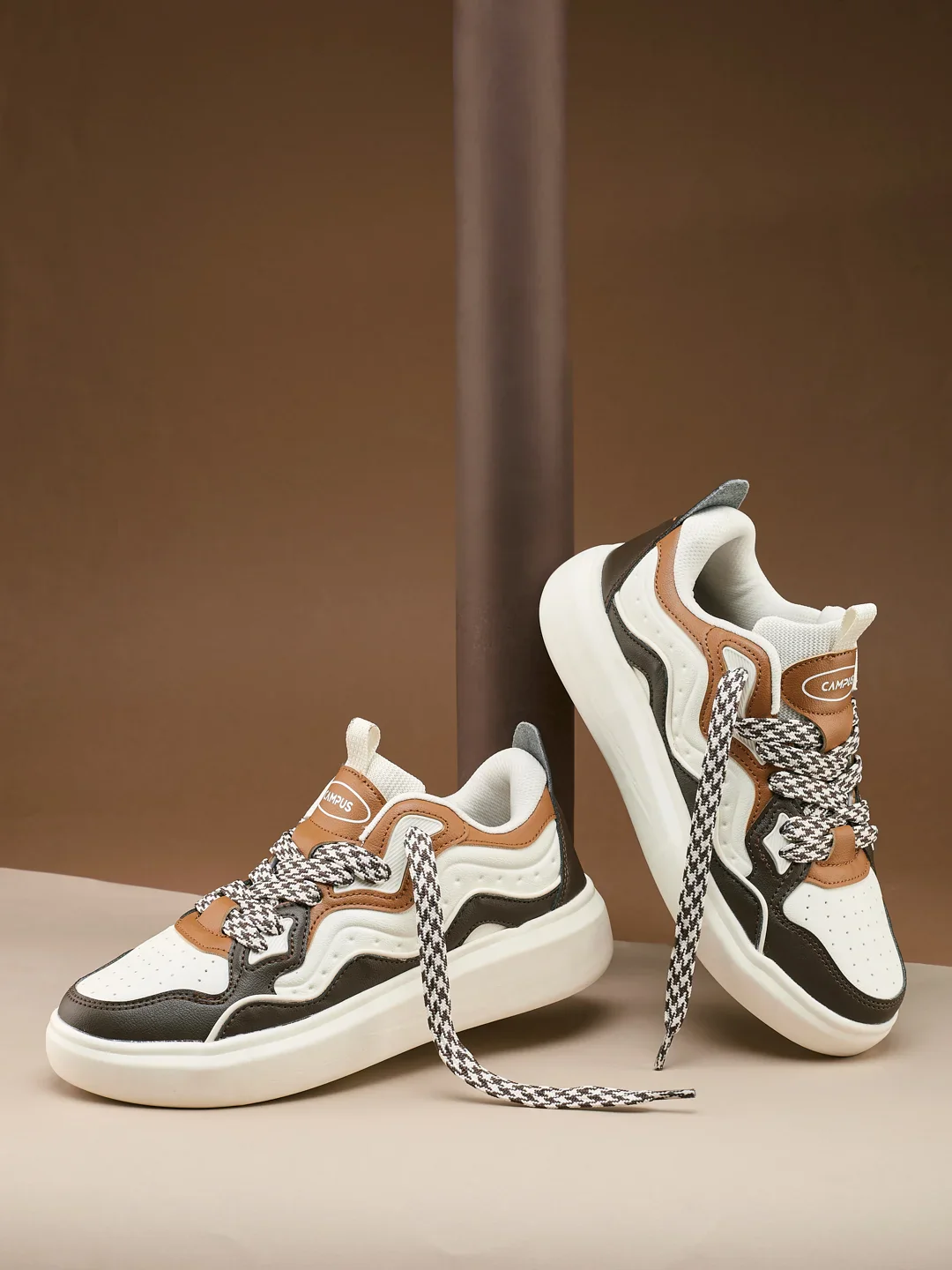 STYLO White Women's Sneakers
