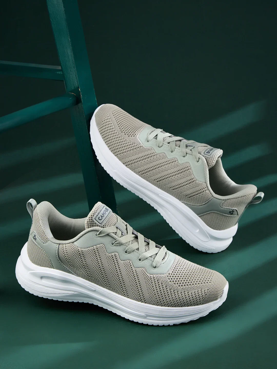 SWOON Green Men's Running Shoes